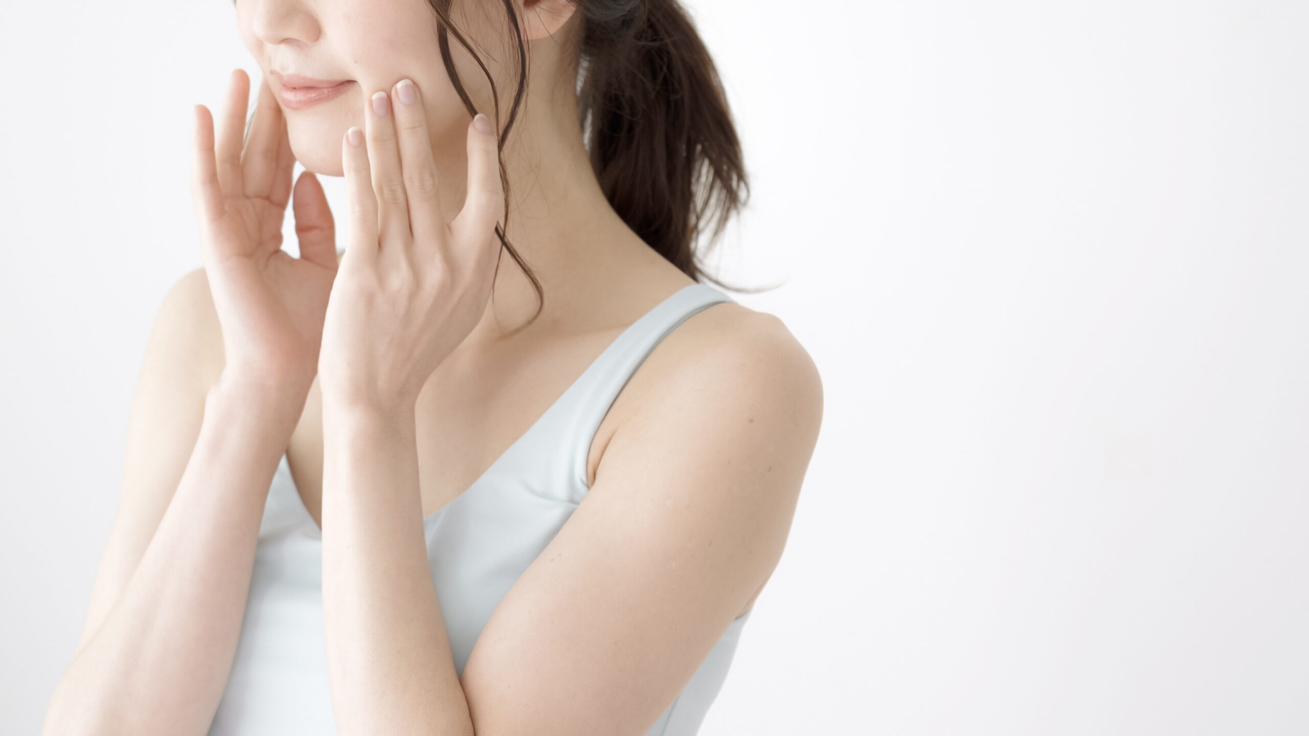 水光注射とは？その効果とダウンタイムについて解説。